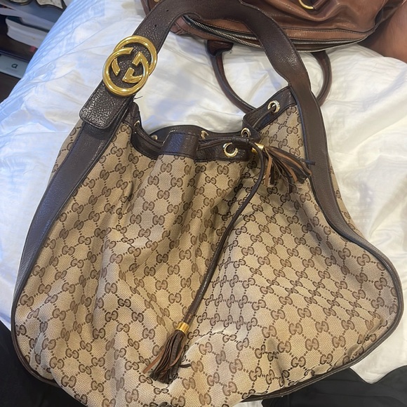Gucci shoulder tote - Picture 1 of 9